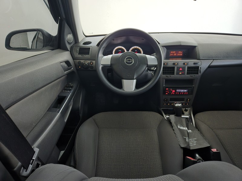VECTRA 2.0 MPFI EXPRESSION 8V 140CV FLEX 4P MANUAL - 2011 - BENTO GONçALVES
