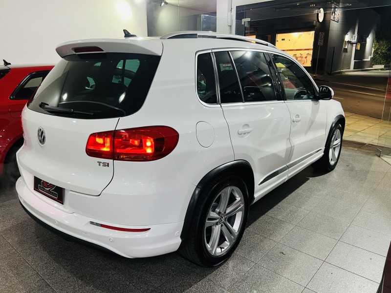 TIGUAN 2.0 TSI R-LINE 16V TURBO GASOLINA 4P TIPTRONIC - 2014 - CAXIAS DO SUL