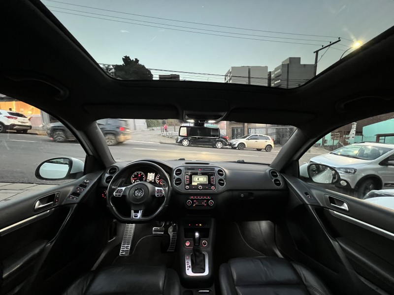 TIGUAN 2.0 TSI R-LINE 16V TURBO GASOLINA 4P TIPTRONIC - 2014 - CAXIAS DO SUL