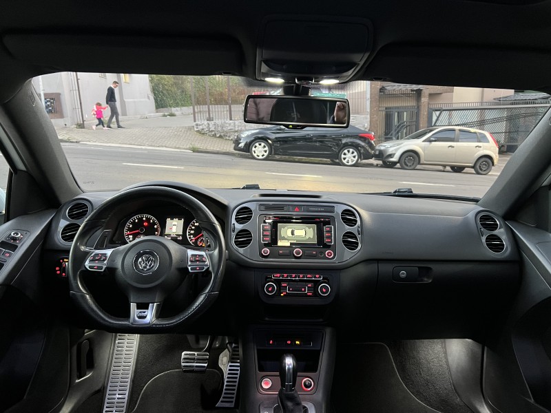 TIGUAN 2.0 TSI R-LINE 16V TURBO GASOLINA 4P TIPTRONIC - 2014 - CAXIAS DO SUL