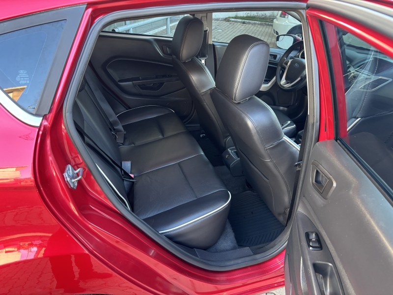 FIESTA 1.6 SE HATCH 16V FLEX 4P MANUAL - 2012 - CAXIAS DO SUL