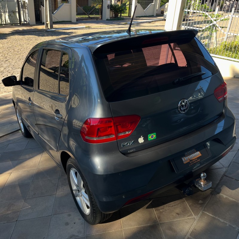 FOX 1.0 MPI COMFORTLINE 12V FLEX 4P MANUAL - 2016 - NOVA PETRóPOLIS