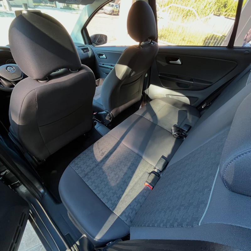 FOX 1.0 MPI COMFORTLINE 12V FLEX 4P MANUAL - 2016 - NOVA PETRóPOLIS
