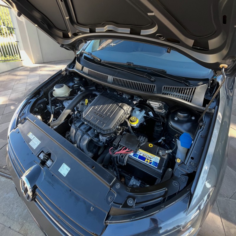 FOX 1.0 MPI COMFORTLINE 12V FLEX 4P MANUAL - 2016 - NOVA PETRóPOLIS