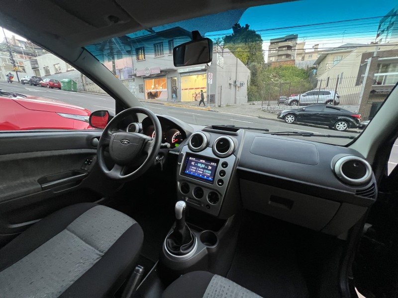 FIESTA 1.6 MPI CLASS SEDAN 8V FLEX 4P MANUAL - 2012 - CAXIAS DO SUL
