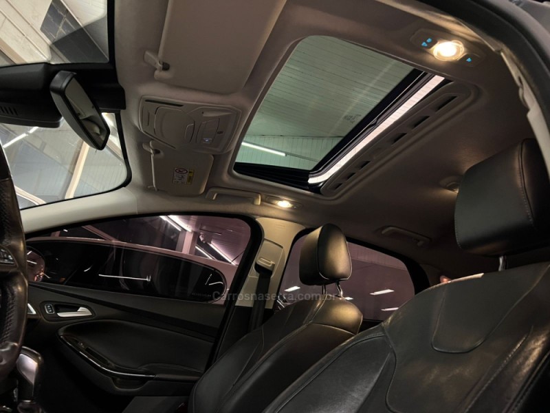 FOCUS 2.0 TITANIUM PLUS 16V FLEX 4P AUTOMÁTICO - 2016 - CAXIAS DO SUL