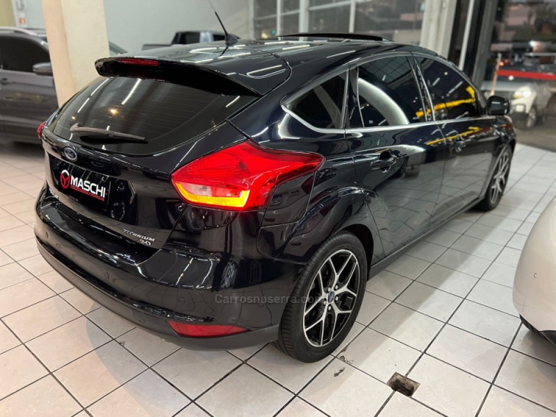 FOCUS 2.0 TITANIUM PLUS 16V FLEX 4P AUTOMÁTICO - 2016 - CAXIAS DO SUL