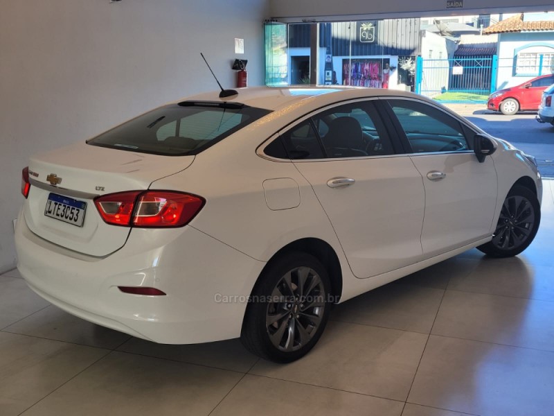 CRUZE 1.4 TURBO LTZ 16V FLEX 4P AUTOMÁTICO - 2018 - CANELA