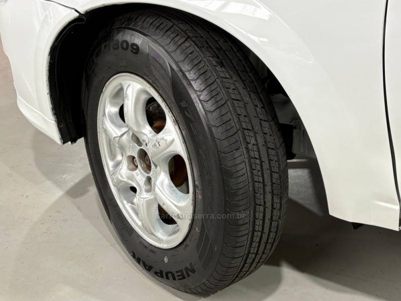 CLASSIC 1.0 MPFI LS 8V FLEX 4P MANUAL - 2014 - CAXIAS DO SUL