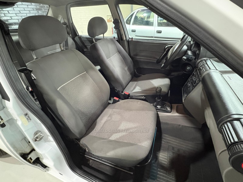 CLASSIC 1.0 MPFI LS 8V FLEX 4P MANUAL - 2014 - CAXIAS DO SUL
