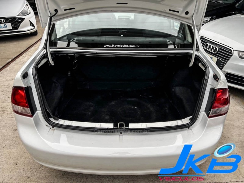 CLASSIC 1.0 MPFI LS 8V FLEX 4P MANUAL - 2016 - NOVO HAMBURGO