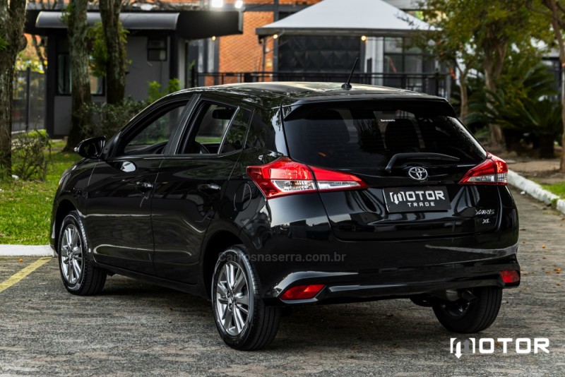YARIS 1.5 16V XL PLUS TECH FLEX AUTOMÁTICO - 2020 - PORTO ALEGRE