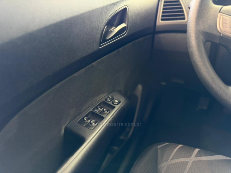 HB20 1.0 COMFORT 12V FLEX 4P MANUAL - 2014 - VACARIA
