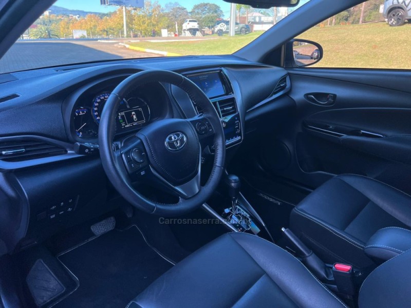 YARIS 1.5 XLS SEDAN 16V FLEX 4P AUTOMÁTICO - 2023 - NOVA PETRóPOLIS
