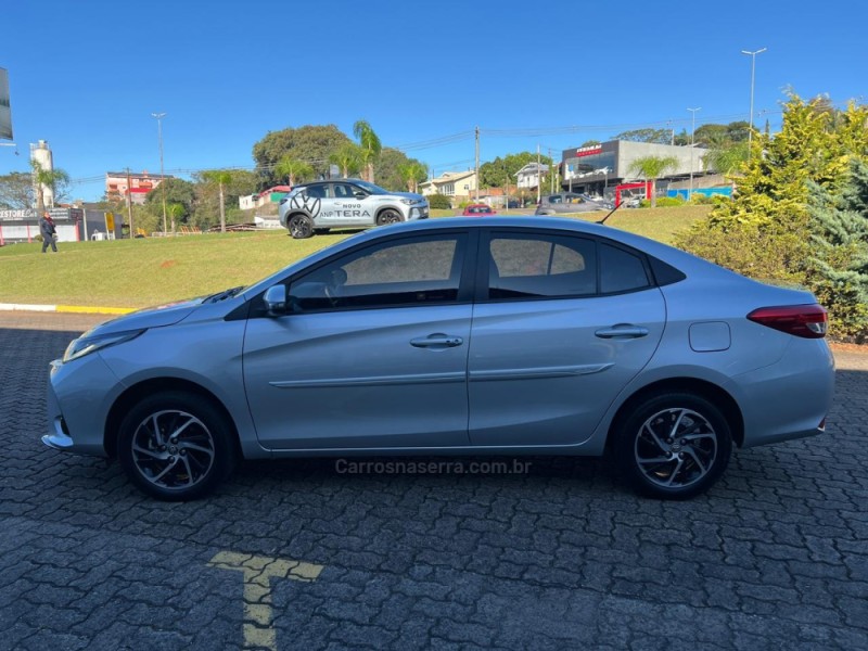 YARIS 1.5 XLS SEDAN 16V FLEX 4P AUTOMÁTICO - 2023 - NOVA PETRóPOLIS