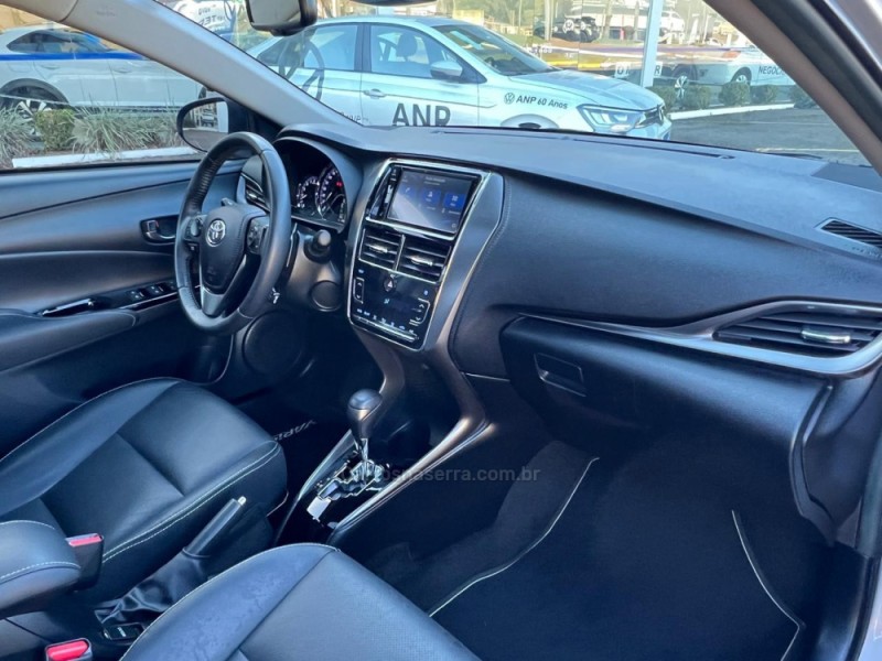YARIS 1.5 XLS SEDAN 16V FLEX 4P AUTOMÁTICO - 2023 - NOVA PETRóPOLIS