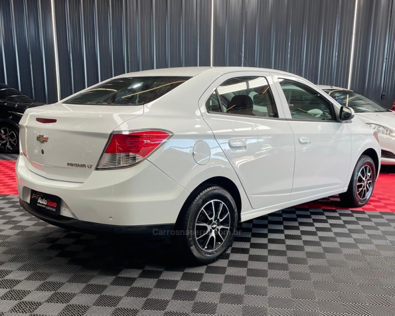 PRISMA 1.0 MPFI LT 8V FLEX 4P MANUAL - 2014 - VACARIA