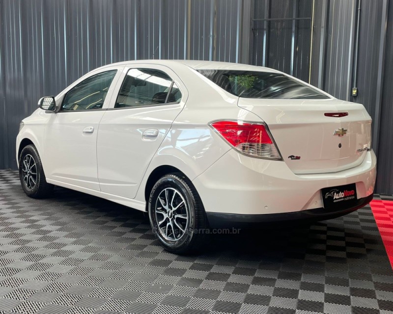 PRISMA 1.0 MPFI LT 8V FLEX 4P MANUAL - 2014 - VACARIA