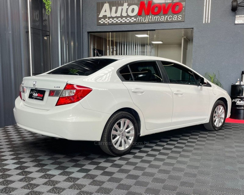 CIVIC 1.8 LXS 16V FLEX 4P MANUAL - 2014 - VACARIA