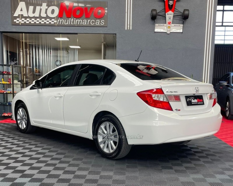 CIVIC 1.8 LXS 16V FLEX 4P MANUAL - 2014 - VACARIA