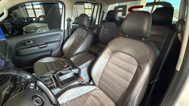 AMAROK 3.0 V6 TDI HIGHLINE CD DIESEL 4MOTION AUTOMÁTICO - 2018 - CAXIAS DO SUL