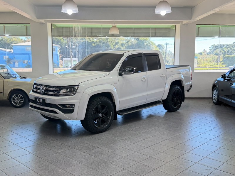AMAROK 3.0 V6 TDI HIGHLINE CD DIESEL 4MOTION AUTOMÁTICO - 2018 - CAXIAS DO SUL