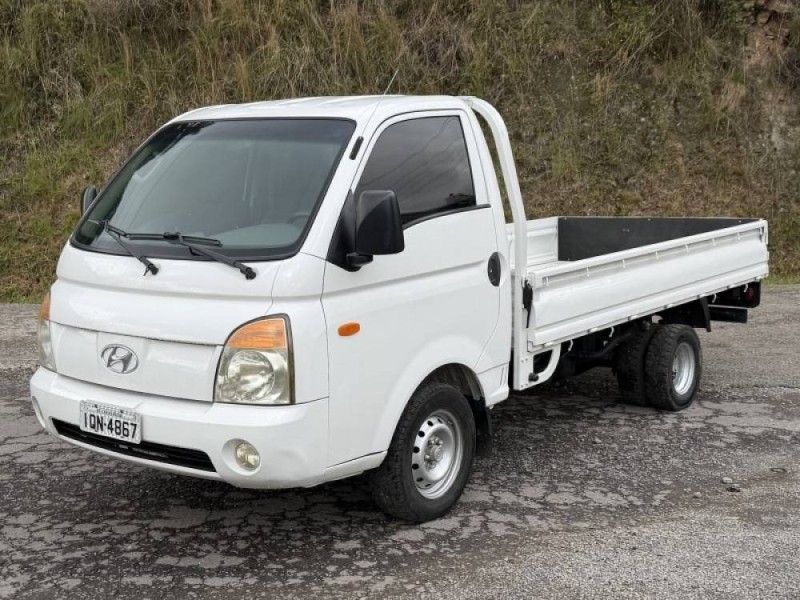 HR 2.5 TCI HD LONGO COM CAÇAMBA 4X2 8V 97CV TURBO INTERCOOLER DIESEL 2P MANUAL - 2009 - CAXIAS DO SUL