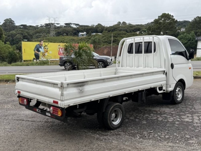 HR 2.5 TCI HD LONGO COM CAÇAMBA 4X2 8V 97CV TURBO INTERCOOLER DIESEL 2P MANUAL - 2009 - CAXIAS DO SUL