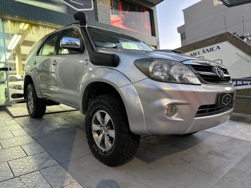HILUX SW4 3.0 SRV 4X4 CD 16V TURBO INTERCOOLER DIESEL 4P AUTOMÁTICO - 2008 - CAXIAS DO SUL