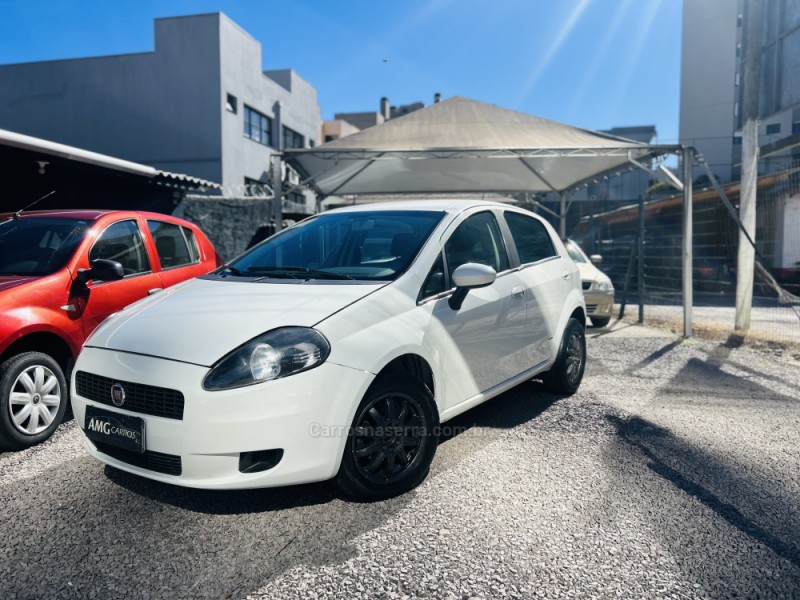 PUNTO 1.4 ATTRACTIVE 8V FLEX 4P MANUAL - 2011 - CAXIAS DO SUL