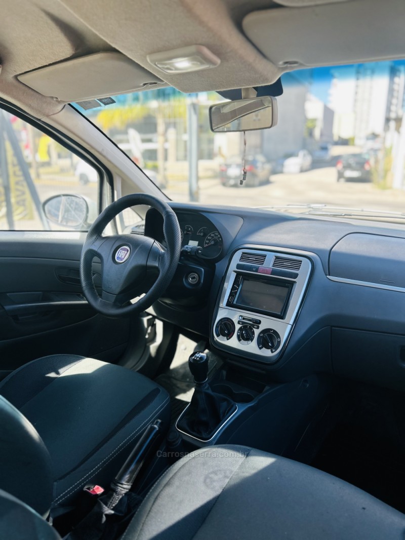 PUNTO 1.4 ATTRACTIVE 8V FLEX 4P MANUAL - 2011 - CAXIAS DO SUL