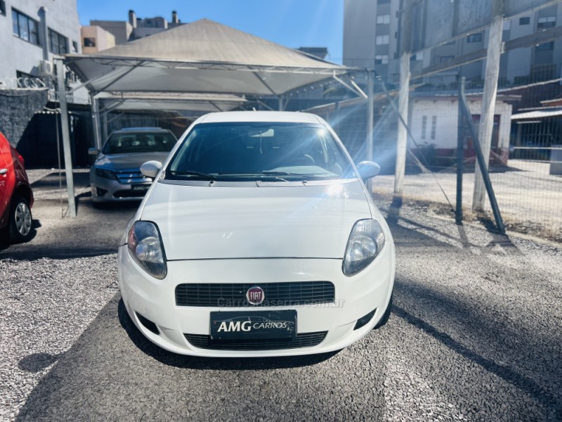 PUNTO 1.4 ATTRACTIVE 8V FLEX 4P MANUAL - 2011 - CAXIAS DO SUL