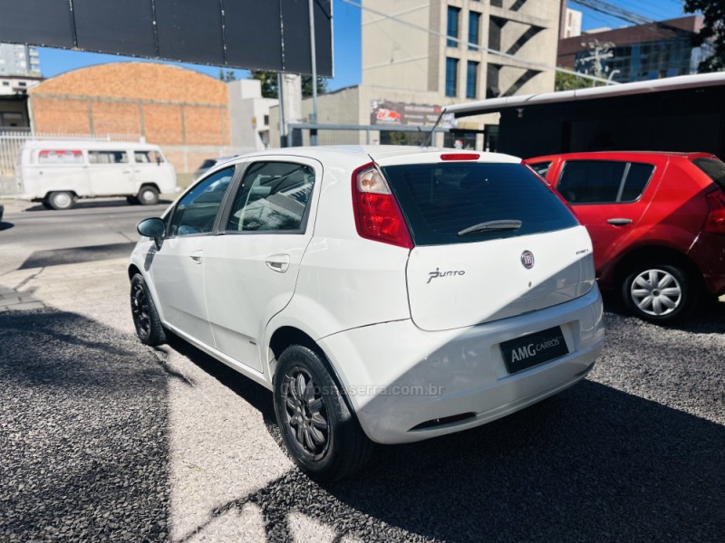PUNTO 1.4 ATTRACTIVE 8V FLEX 4P MANUAL - 2011 - CAXIAS DO SUL