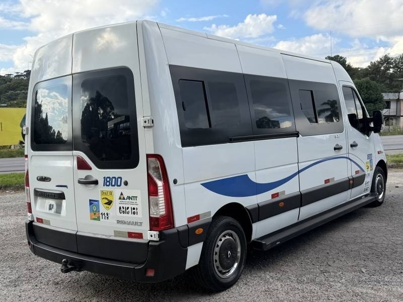 MASTER 2.3 DCI MINIBUS VIP L3H2 16 LUGARES 16V DIESEL 4P MANUAL - 2016 - CAXIAS DO SUL