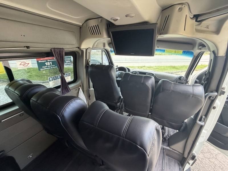 MASTER 2.3 DCI MINIBUS VIP L3H2 16 LUGARES 16V DIESEL 4P MANUAL - 2016 - CAXIAS DO SUL