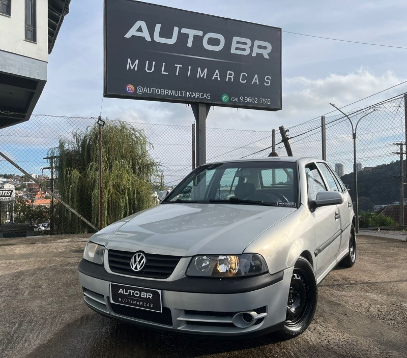 GOL 2.0 MI 8V GASOLINA 4P MANUAL G.III - 2001 - CAXIAS DO SUL