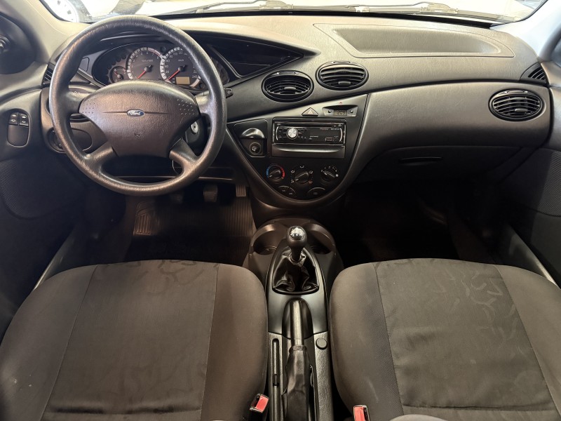 FOCUS 1.6 GL 8V FLEX 4P MANUAL - 2009 - FARROUPILHA