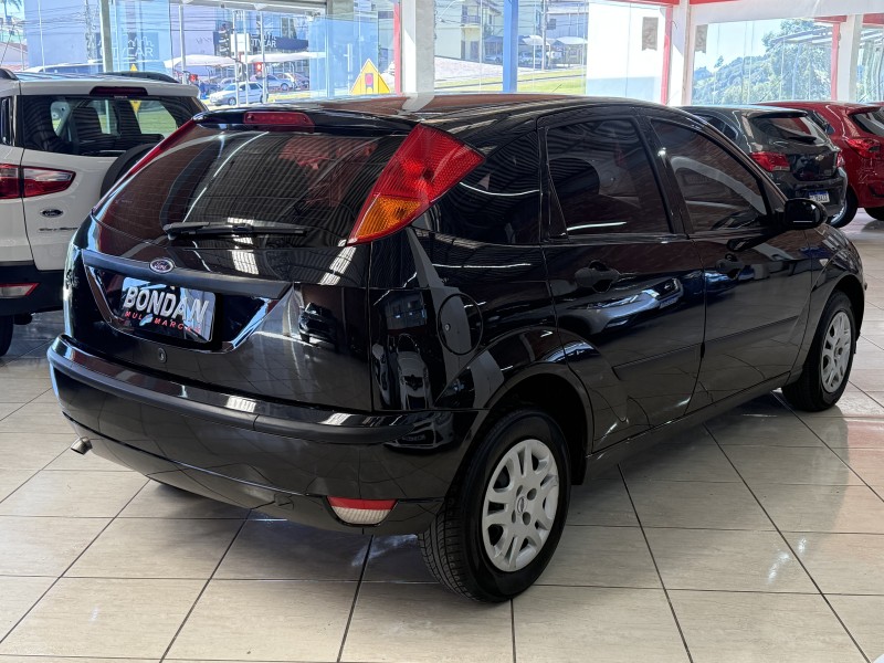 FOCUS 1.6 GL 8V FLEX 4P MANUAL - 2009 - FARROUPILHA
