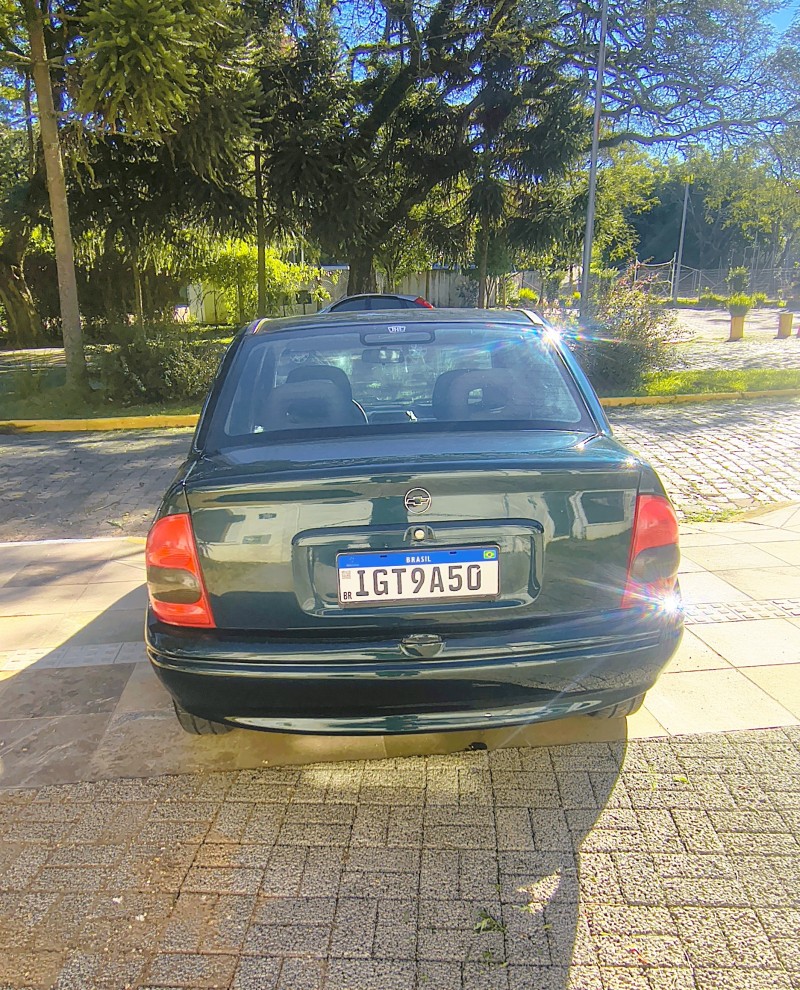 CORSA 1.6 MPFI GLS SEDAN 16V GASOLINA 4P MANUAL - 1998 - FARROUPILHA