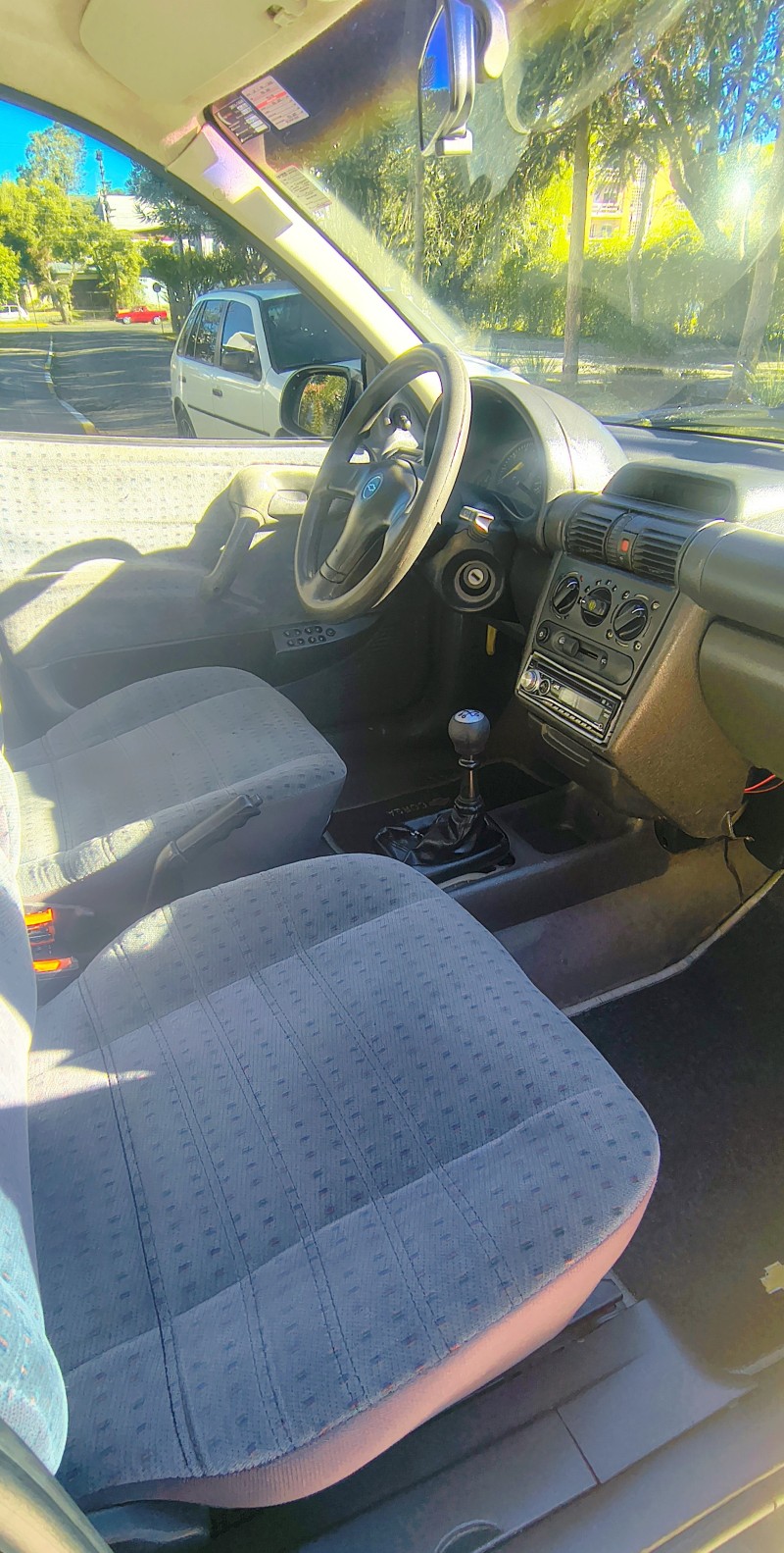 CORSA 1.6 MPFI GLS SEDAN 16V GASOLINA 4P MANUAL - 1998 - FARROUPILHA