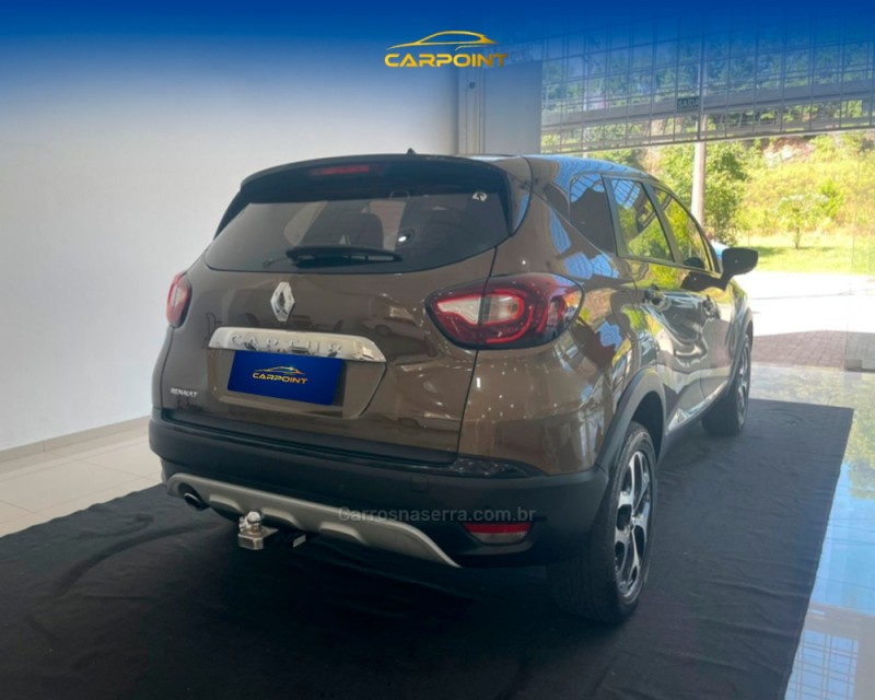 CAPTUR 1.6 16V FLEX INTENSE AUTOMÁTICO - 2018 - CAXIAS DO SUL