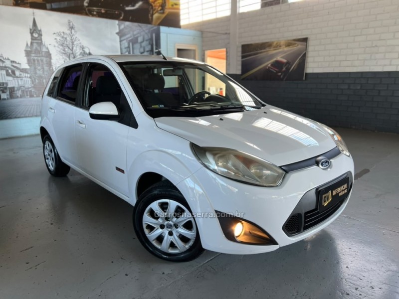 FIESTA 1.6 MPI CLASS HATCH 8V FLEX 4P MANUAL - 2012 - CAXIAS DO SUL