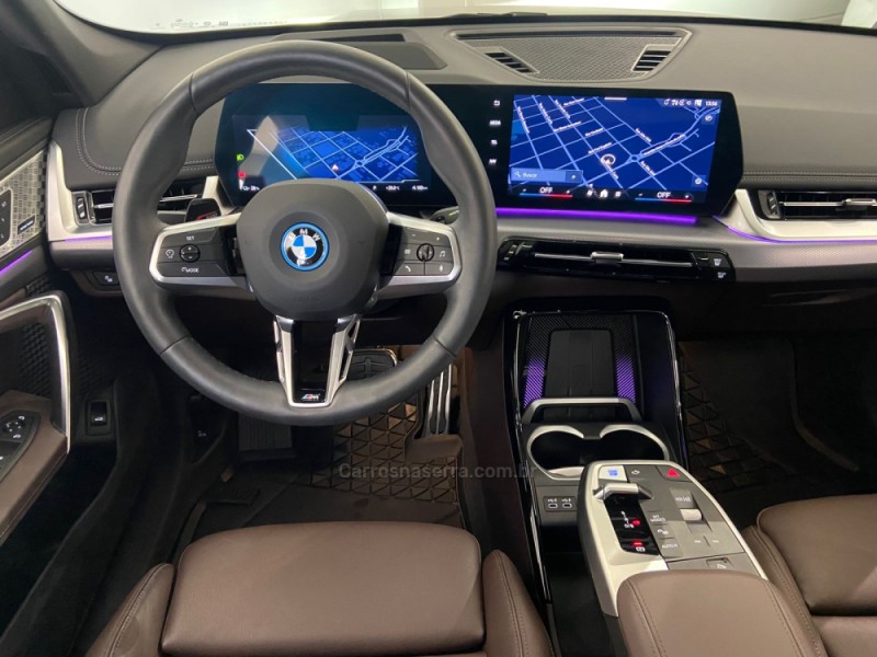 IX1 XDRIVE30 M SPORT ELÉTRICO 4P AUTOMÁTICO - 2025 - FLORES DA CUNHA