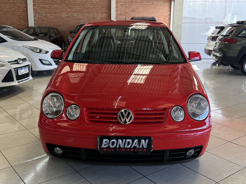 POLO SEDAN 1.6 MI COMFORTLINE 8V FLEX 4P MANUAL - 2005 - FARROUPILHA