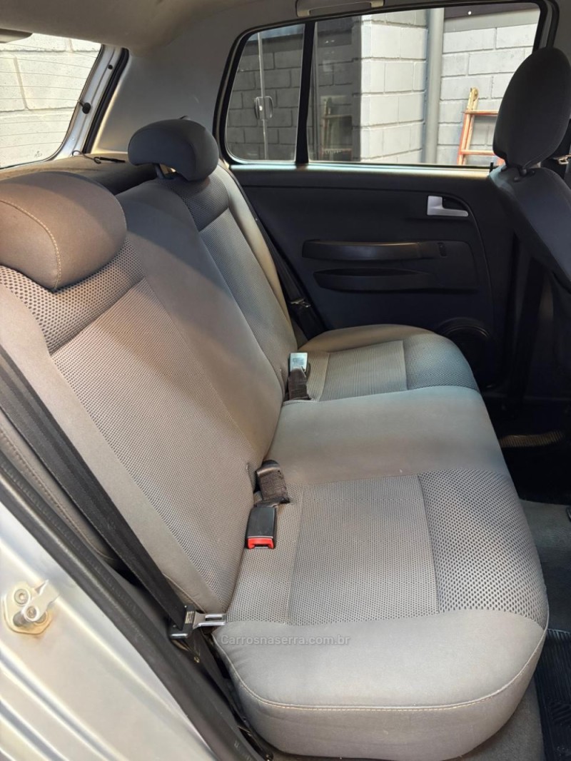 FOX 1.0 MI 8V FLEX 2P MANUAL - 2009 - BOM RETIRO DO SUL