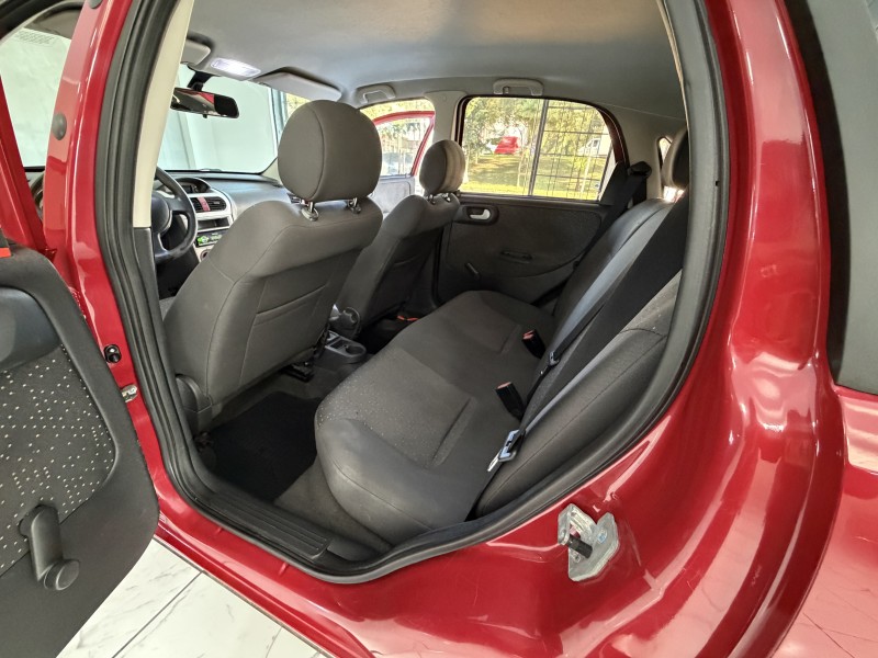 CORSA 1.4 MPFI PREMIUM 8V FLEX 4P MANUAL - 2010 - CAXIAS DO SUL