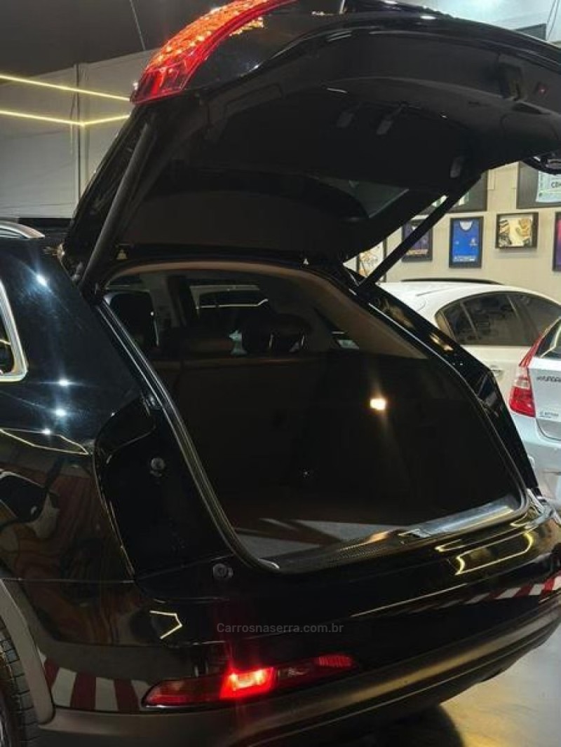 Q3 2.0 TFSI AMBIENTE QUATTRO 4P GASOLINA S TRONIC - 2015 - LAJEADO