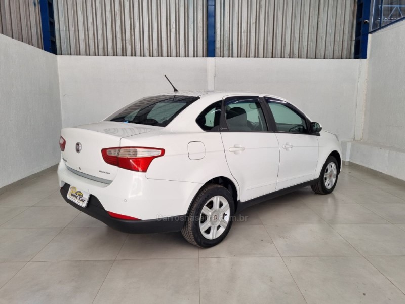 GRAND SIENA 1.4 MPI ATTRACTIVE 8V FLEX 4P MANUAL - 2014 - VACARIA