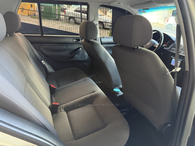 GOLF 2.0 MI 8V FLEX 4P TIPTRONIC - 2009 - CAXIAS DO SUL