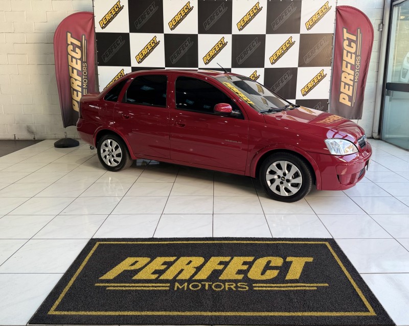 CORSA 1.4 MPFI PREMIUM SEDAN 8V FLEX 4P MANUAL - 2010 - PORTãO